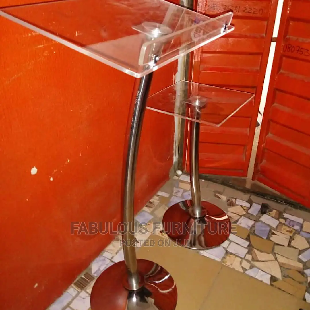 Single Pole Pulpit With Side Stand