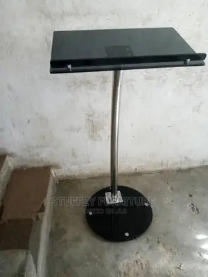 Single Pole Church Pulpits