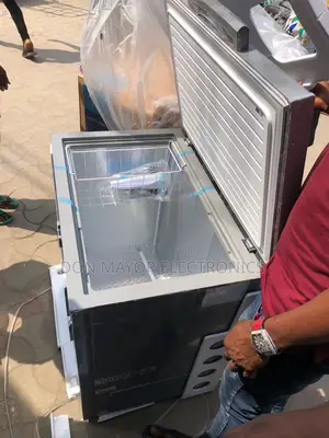 Midea Chest Freezer Hc256