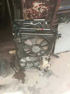 Complete Radiator Toyota Sienna and Lexus Rx350 2008. 2gr