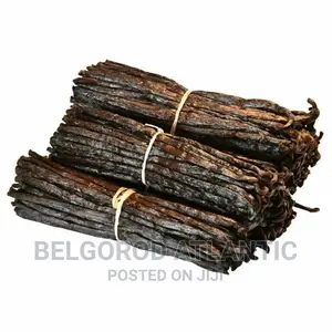 Vanilla Beans, Vanilla Powder, And Spices