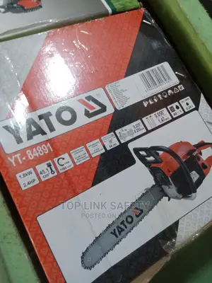 YATO Chainsaw. 18"