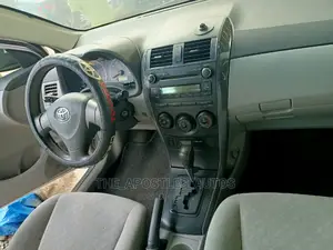 Toyota Corolla XRS 4dr Sedan (2.4L 4cyl 5A) 2010 Silver