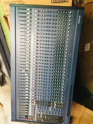 32 Channel Mixer