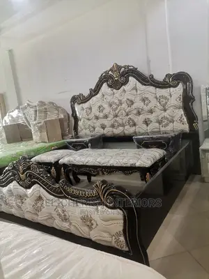 Exclusive Royal Bed