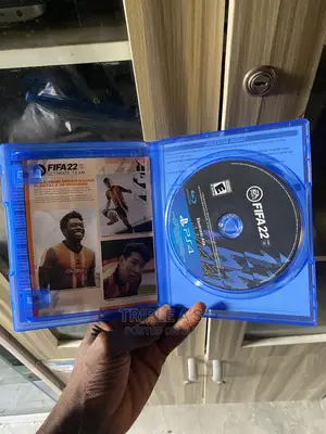 Sony Playstation 4 Fifa 17 Game