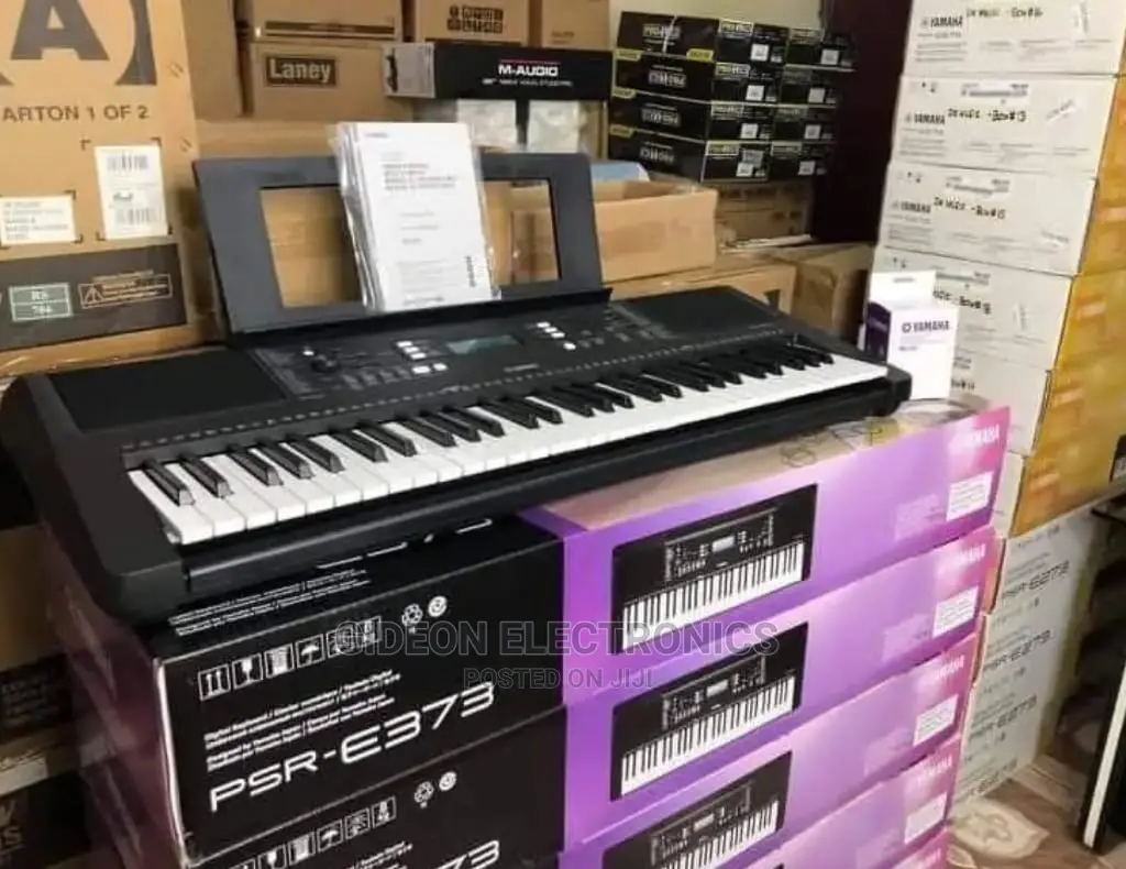 PSR E383 Keyboard