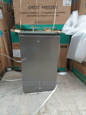 Brand New HISENSE Table Top Fridge/Silver/90l/External/Silva
