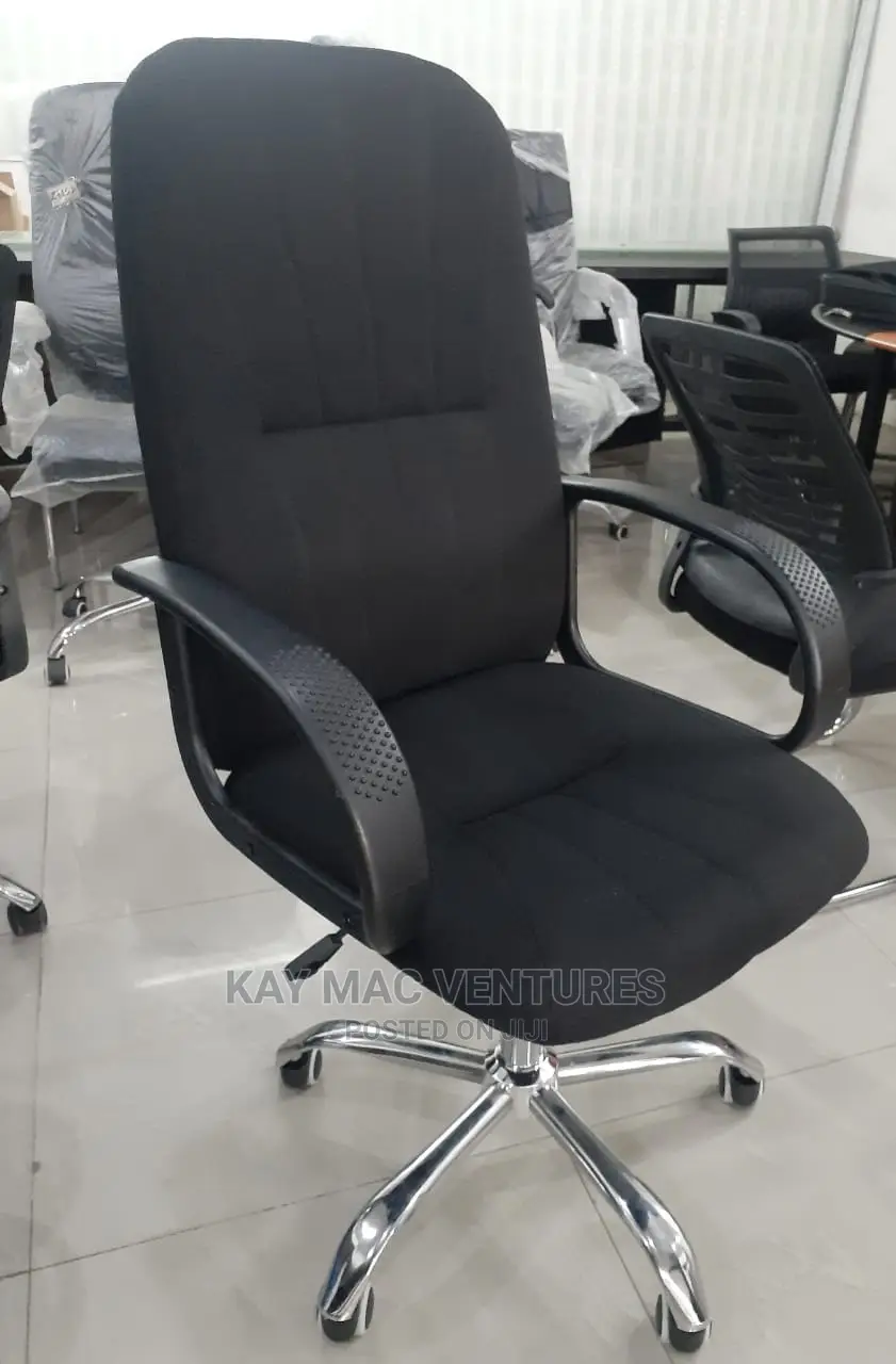 Semi Manager's Chair With Fabric
