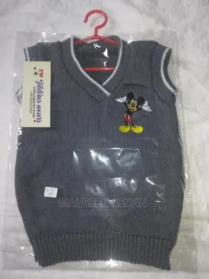 Sleeveless Cardigan/Vest
