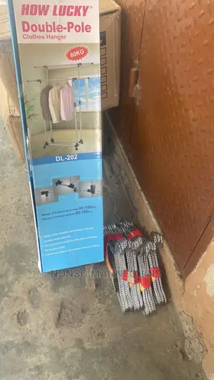 60kg Load Capacity Double Poles Cloth Rack