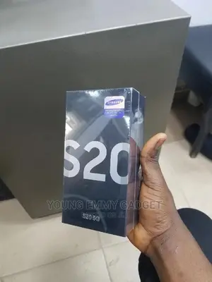 New Samsung Galaxy S20 128 GB Gray