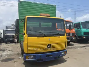 Super Extal Clean Mercedes 814 Container Body