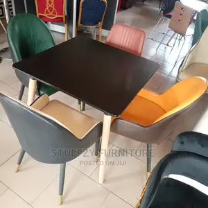 High Quality Restaurant Chairs and Tables