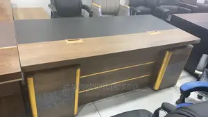 Italian Stuffzy Executive Office Tables