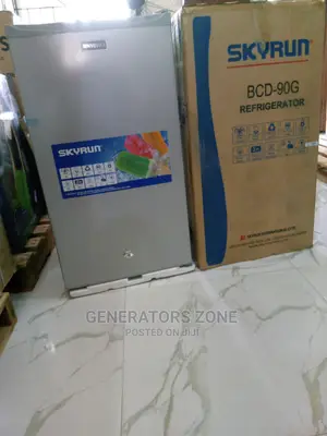 Skyrun 90litres Table Top Single Door Refrigerator With Key