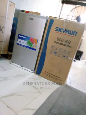 Skyrun 90L Single Door Anti-Rust Fridge BCD-90G+KEY