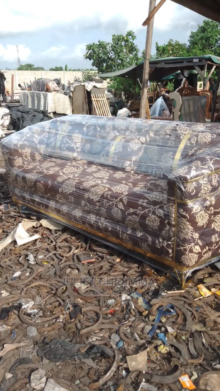 Quality 7 Seaters Sofa With Center Table