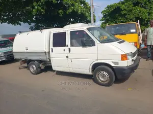 Volkswagen Transporter 2000 White