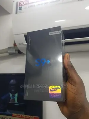 New Samsung Galaxy S9 Plus 64 GB Purple