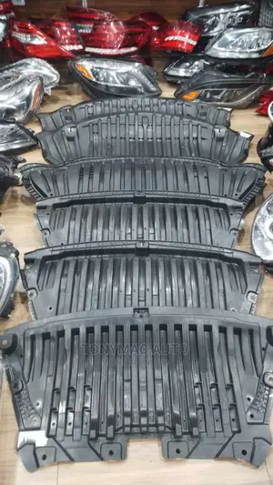 Mercedes-Benz Tyre Sand Protector