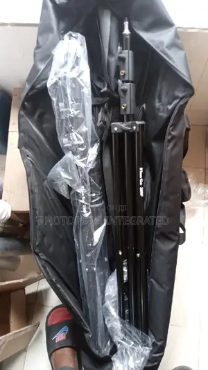 Mobile Backdrop Stand Kit. Background Stand