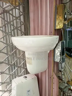 Tywford Hanging Basin