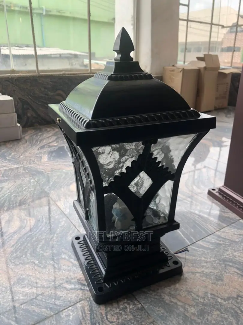 Standing Gate Lamp