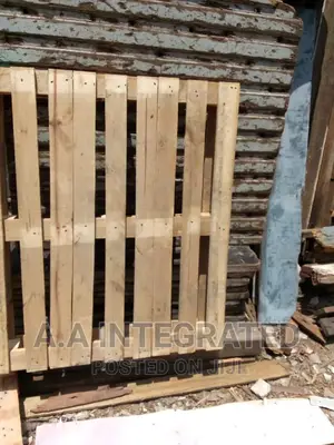 Pallets Wood