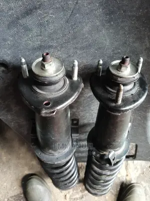 Back Shock Absorber Lexus Is 250 and Lexus GS 300