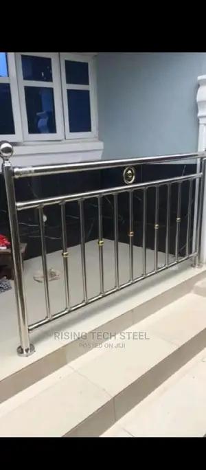 Triple Stainless Handrail With Nice Gold Ring Ball