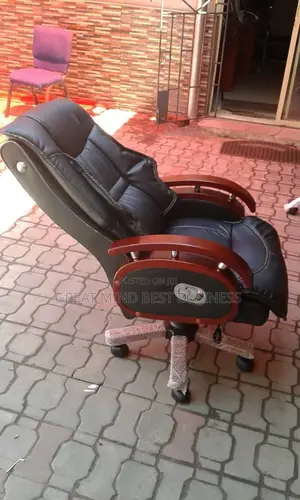 Executive Office Chair