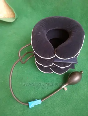 Portable Inflatable Neck Traction Pillow for Home Use Neck