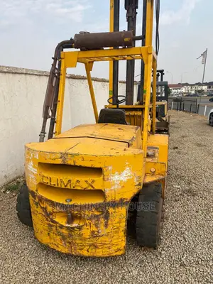 Forklifts Training and Rental Services