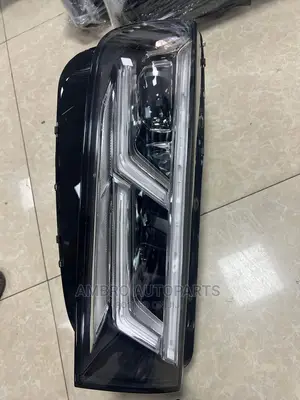 Complete Head Lamp Audi Q5 2020