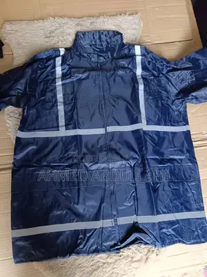 Polyester Rain Coat With Reflective