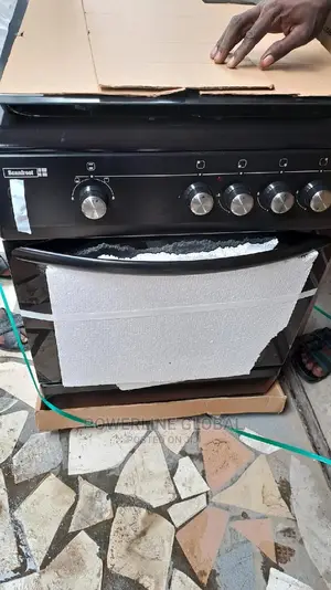 Standing Gas Cooker/ 3 Gas Burner/ 1 Electric for Home's