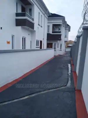 4bdrm Duplex in Ogba Gra for sale