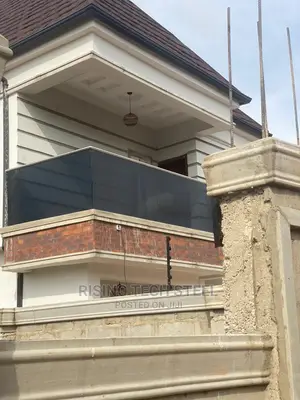 Frame Less Glass at Bega