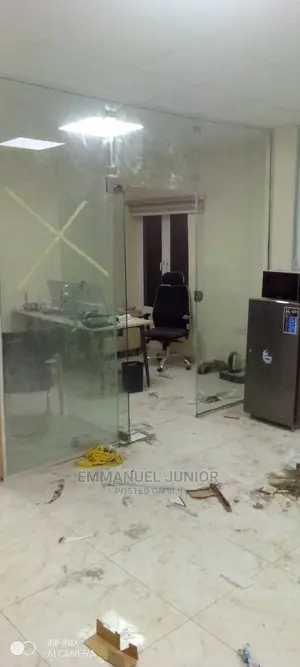 Office Frameless Glass Partition