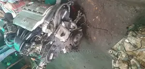 Complete Engine for Toyota Highlander 05 4wheel