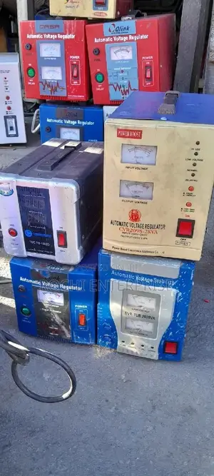 2000w Automatic Voltage Regulator Voltage Stabilizer