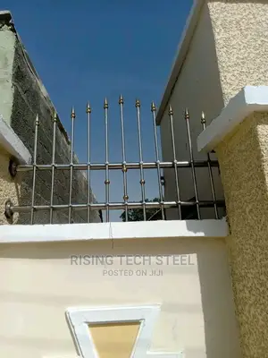 Lining Up Fence Burglary
