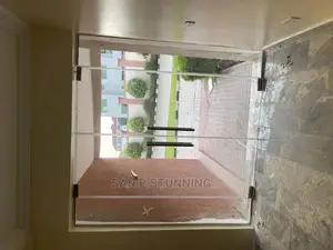 Double Swing Door 10mm