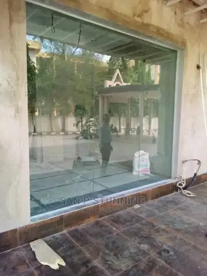 Transparent Fixed Glass