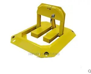 Manual Parking Space Protector
