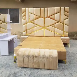 Quality 4.5 X 6ft High Back Rest Padded Bedframe.