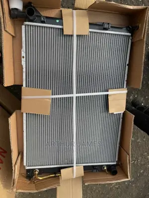 Radiator Hyundai Santa Fe and Ix35 2013