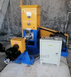 Animal Feed Extruder Machine 200kg/Hr
