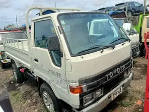 Toyota Dyna 150 (Perfect Condition)